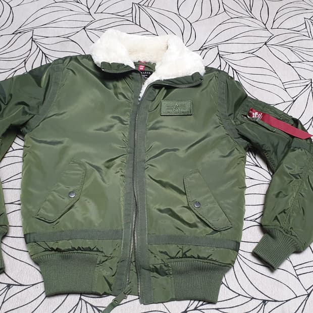 국내 정발 ALPHA INDUSTRIES B-15 항공 점퍼 남여공용 S