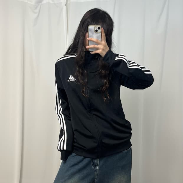 Adidas navy red jersey