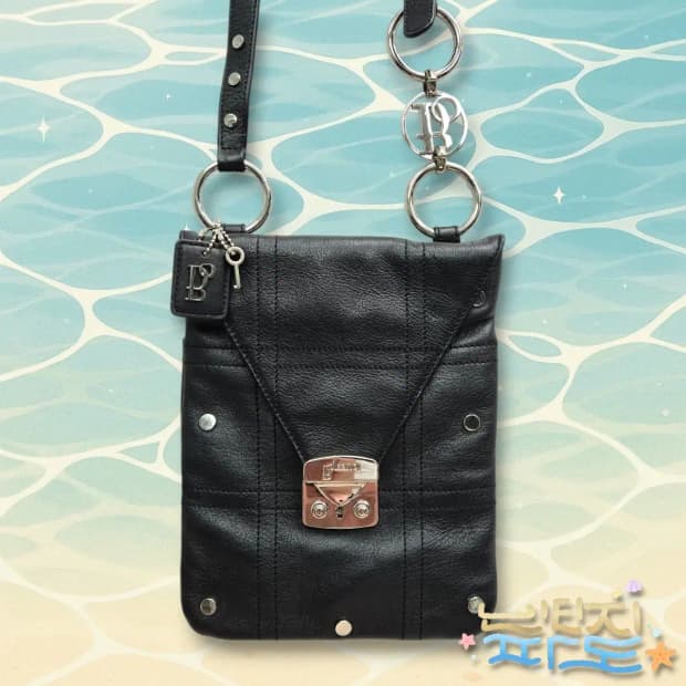 00s vtg Bolzano 볼자노 펑크 크로스백