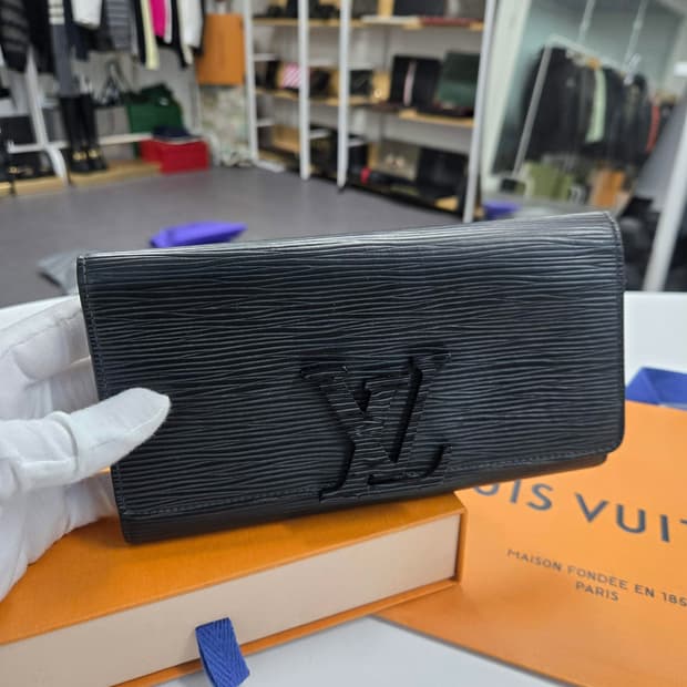 [A급컨디션] 루이비통 에삐 카퓌신 장지갑
