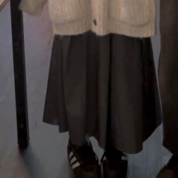 그레이 플리츠스커트