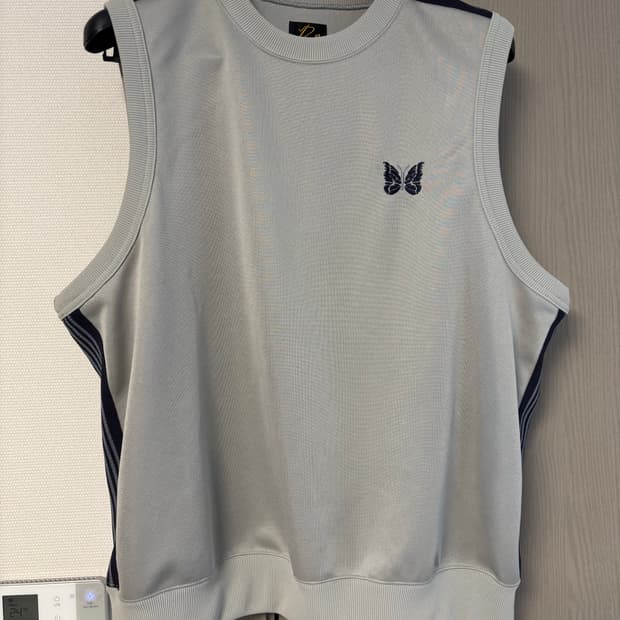 니들스 베스트 트랙 조끼