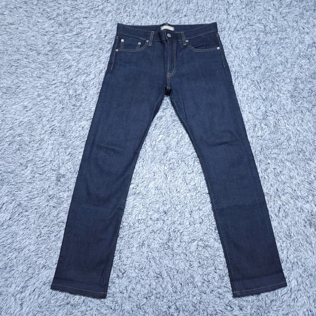 유니클로) 32 남자 셀비지데님 레귤러핏청바지 / 왕눈이샵
