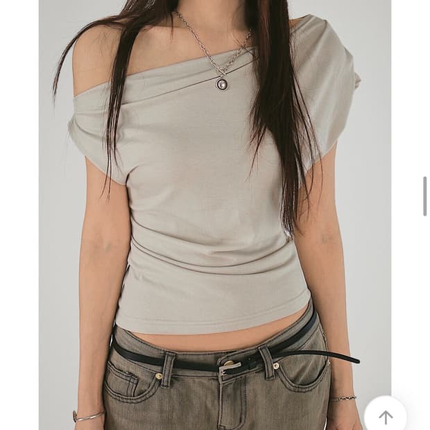 에이블리 시크윈 원오프숄더 반팔 블랙