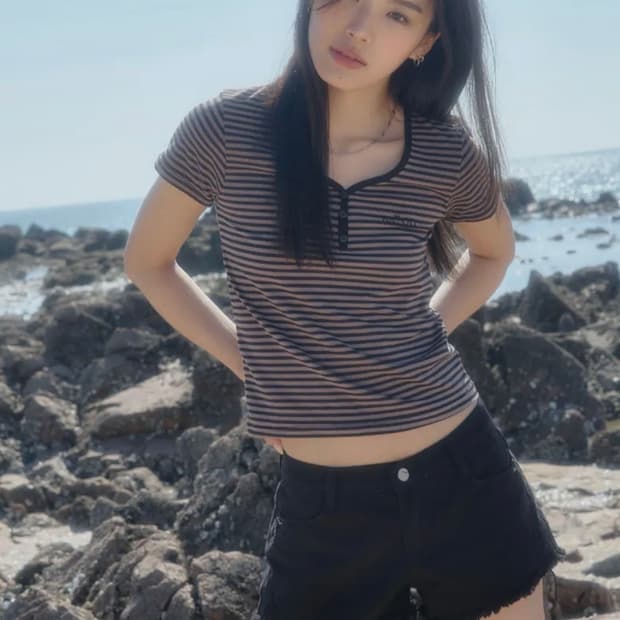 애즈온 솔리드 블랙 숏팬츠