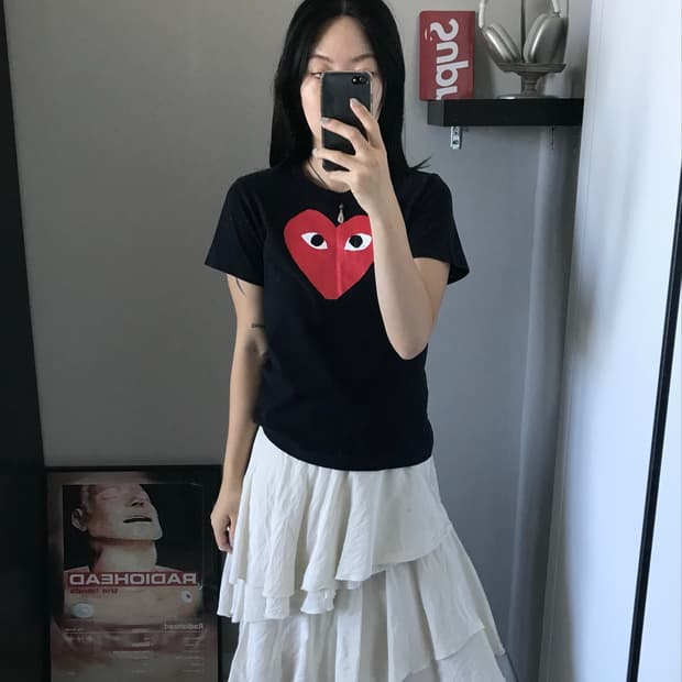 꼼데가르송 레드하트 빅 프린팅 블랙 반팔티