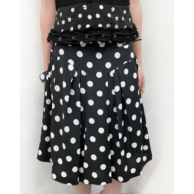 도트 새틴 핀턱 스커트