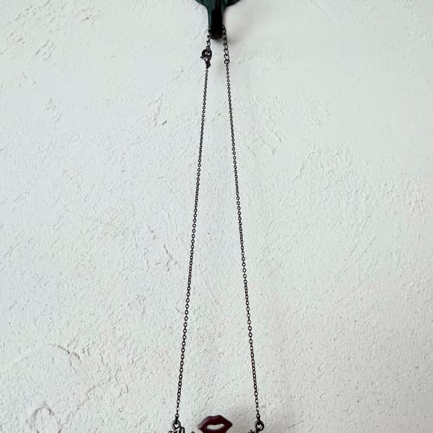 AMOUREUX 네크리스