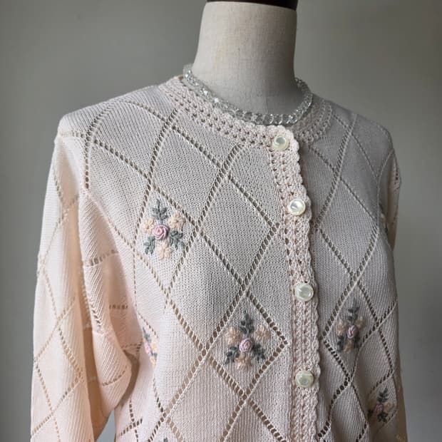 핸드메이드 플라워 크로쉐 펀칭 니트 가디건
