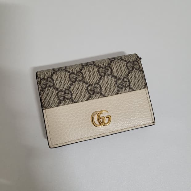 구찌 GG 마몬트 수프림 중지갑 금장