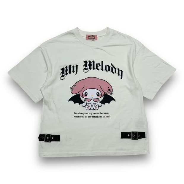 리카리카 x 마이멜로디 펑크 데빌 사이드 본디지 티셔츠