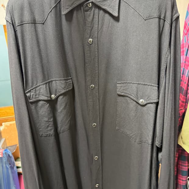 코모리 25fw 웨스턴셔츠 2사이즈 비이커 구입상품.