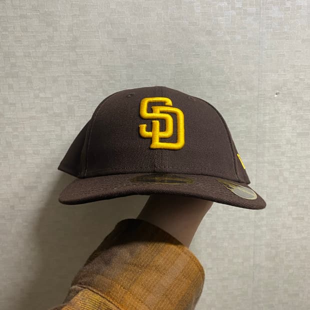 뉴에라 (비버 그래미어워즈 착용모델