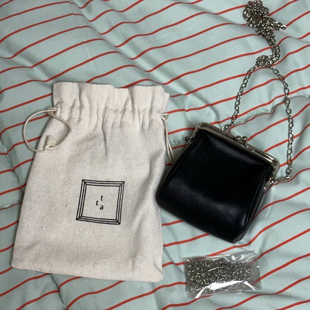 tta 펠리컨 미니백 블랙