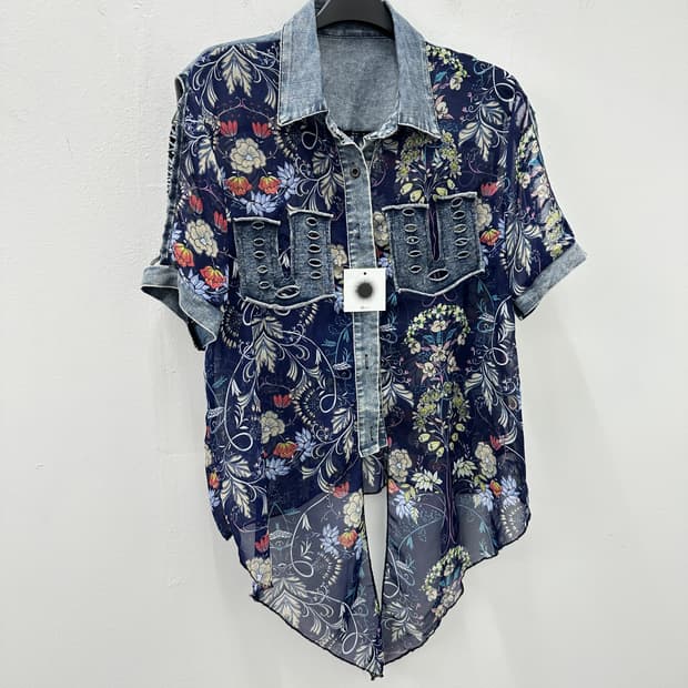 Vintage denim floral shirts 