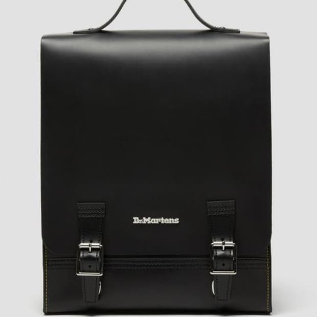 닥터마틴 가죽 백팩