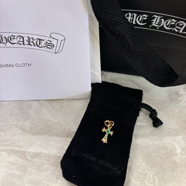 크롬하츠 22k 베이비펫 에메랄드