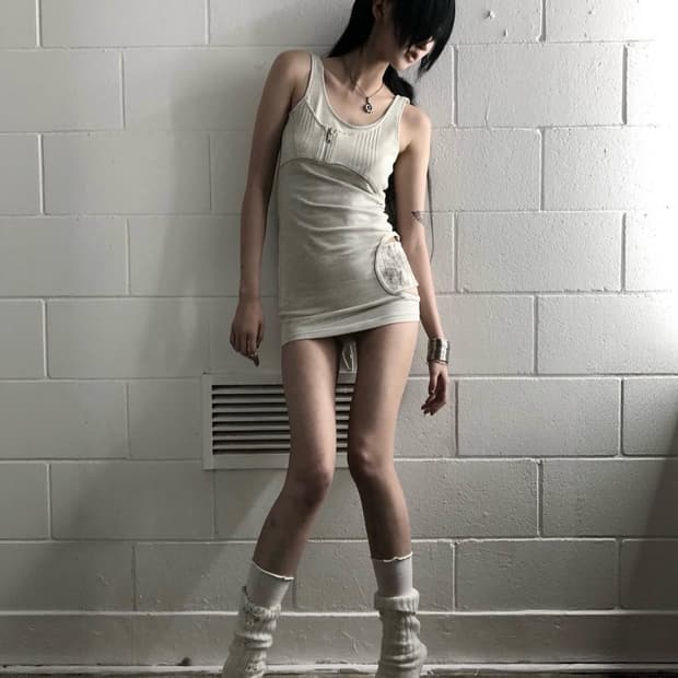 (새상품) Bonienkye Side-Cutout Mini Dress