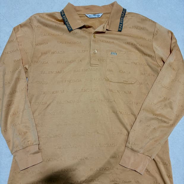 발렌시아가 정품 스포츠 카라긴팔티 95