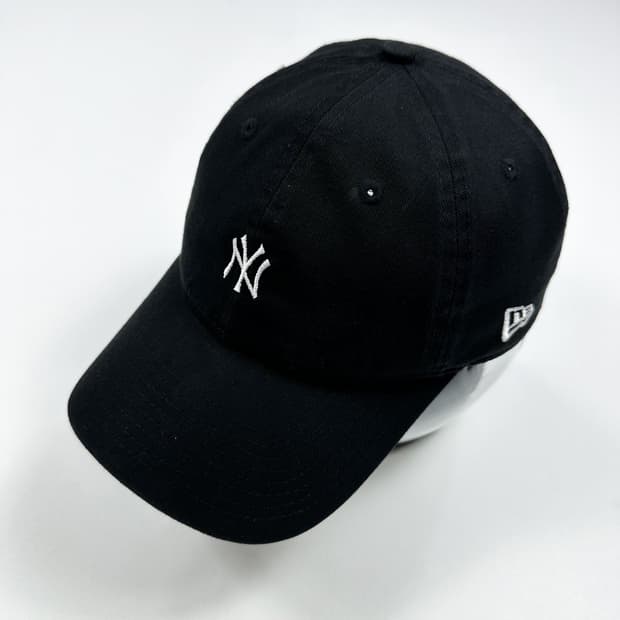 뉴에라 뉴욕양키스 블랙 볼캡 모자