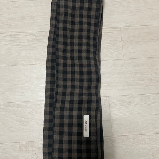 아트이프액츠 더블 사이드 체크 스카프 차콜/브라운 급처