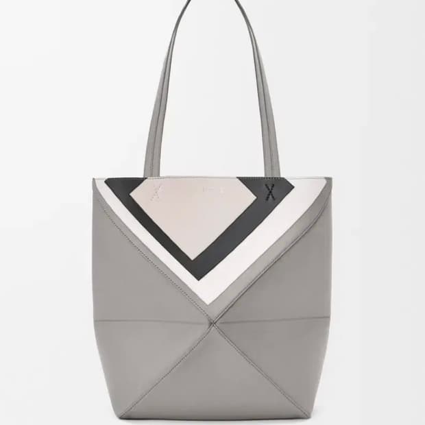 로에베 Medium Puzzle Fold tote in nappa cal