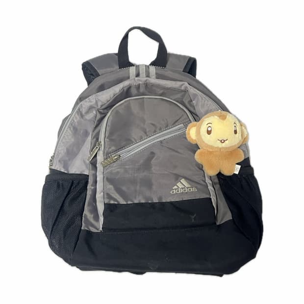 🎒 아디다스 그레이 삼선 y2k 백팩