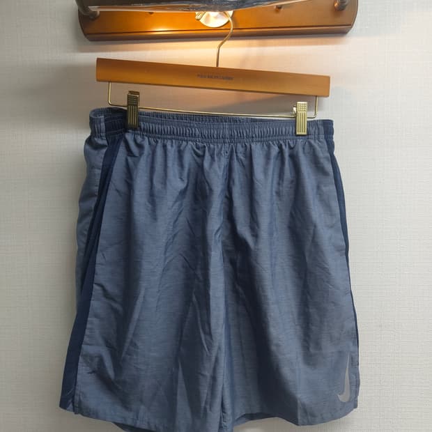 XL) 나이키 런닝 반바지 팝니다
