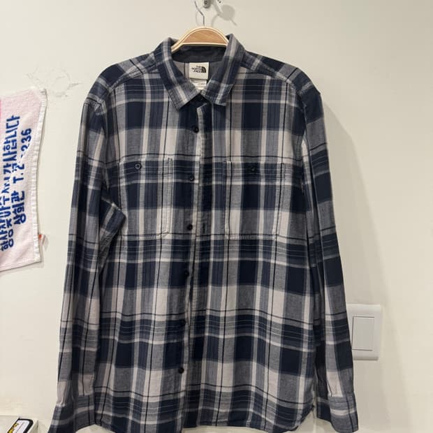 735. 노스페이스 셔츠