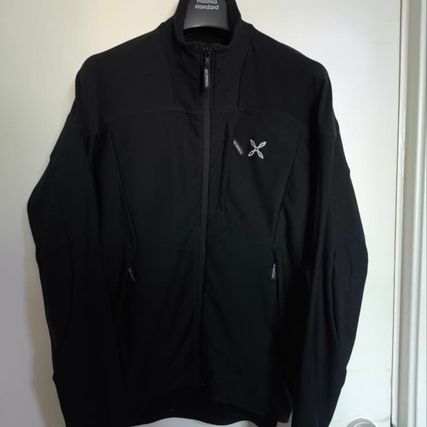 M 몬츄라 바람막이