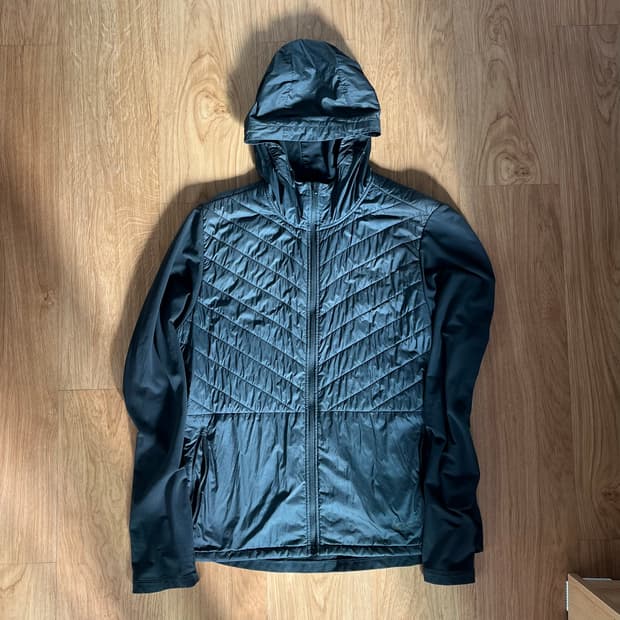 나이키 에어로레이어 러닝 자켓 바람막이 경량 패딩 겨울 / 에어로로프트