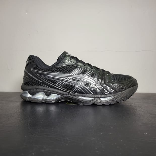 아식스 운동화 270m