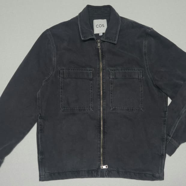 (COS) 코스 블랙 데님 오버핏 집업 자켓(100)