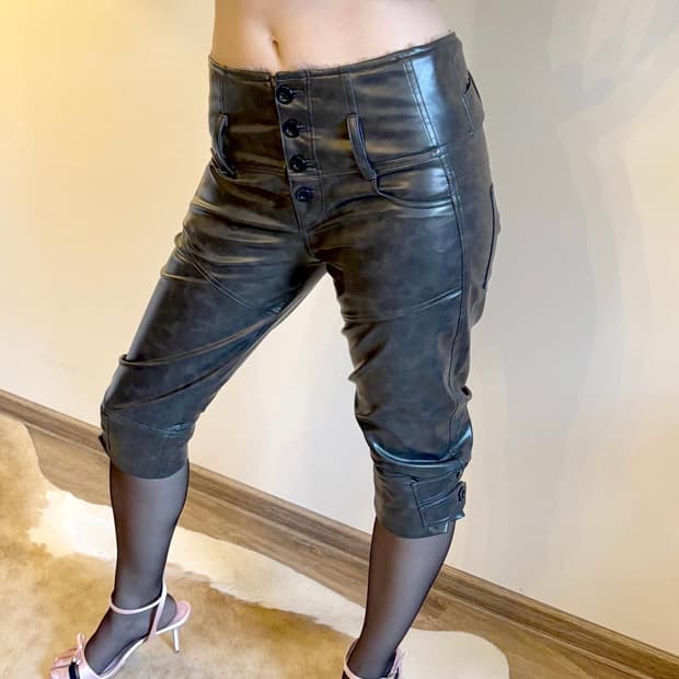 스컬프터 카프리 팬츠