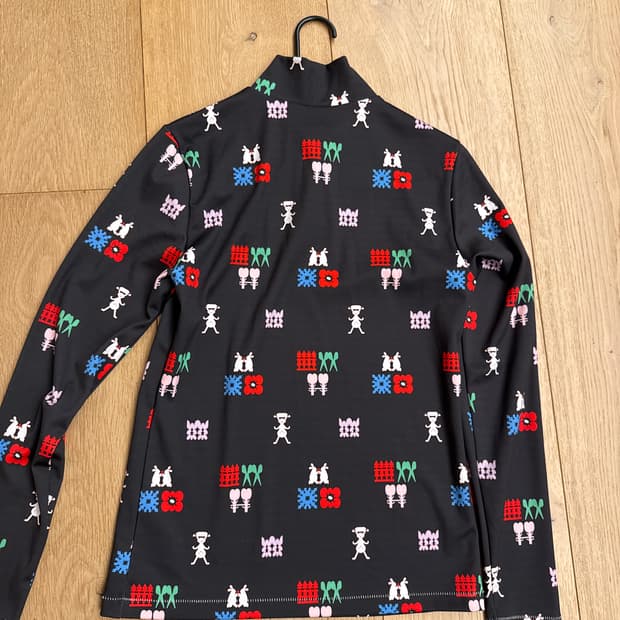 민주킴 패턴 저지 터틀넥