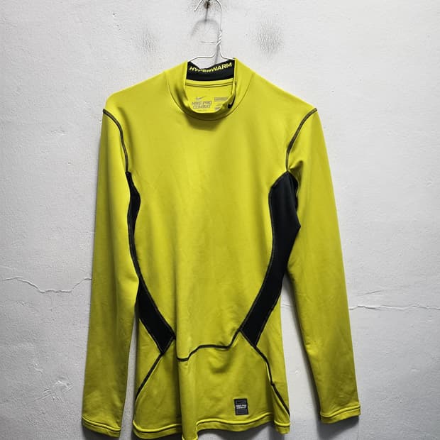 나이키 프로컴뱃 하이퍼웜 긴팔 티셔츠