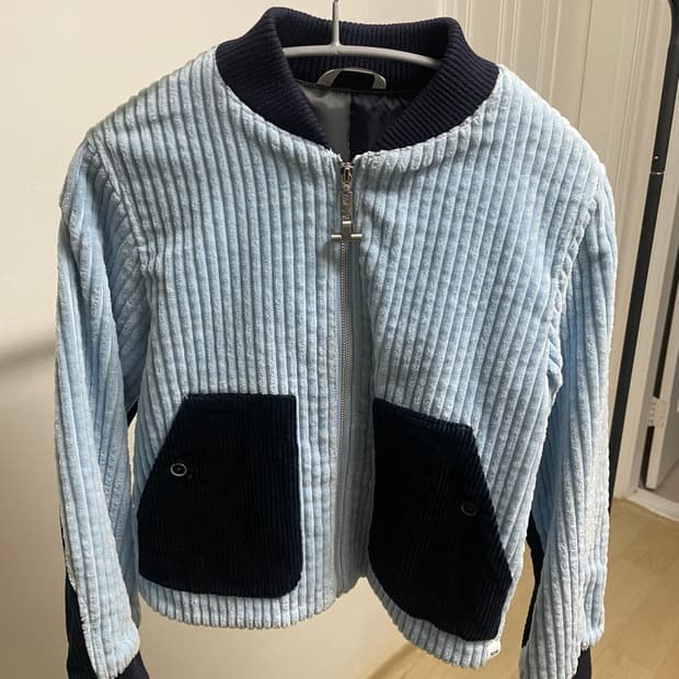 톰브라운 x koe 자켓