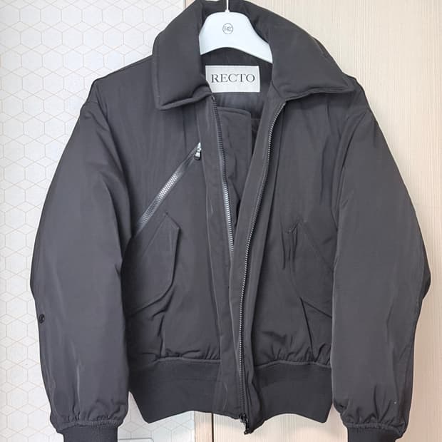 렉토 포코노 패딩 블랙 S