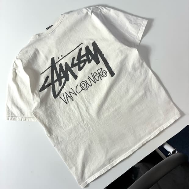 Stussy  스투시 스탁 밴쿠버 화이트 반팔 티셔츠 