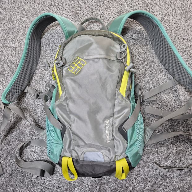 컬럼비아 등산 백팩 18L