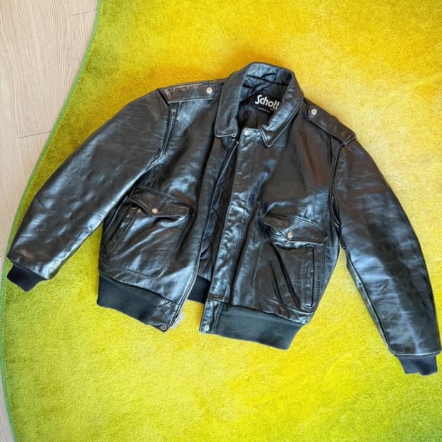 Schott NYC 블랙 가죽 자켓 L