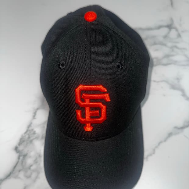 뉴에라 블랙오렌지 캡모자