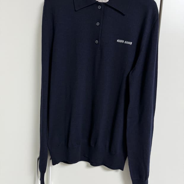 25SS 미우미우 울 폴로 니트 정품