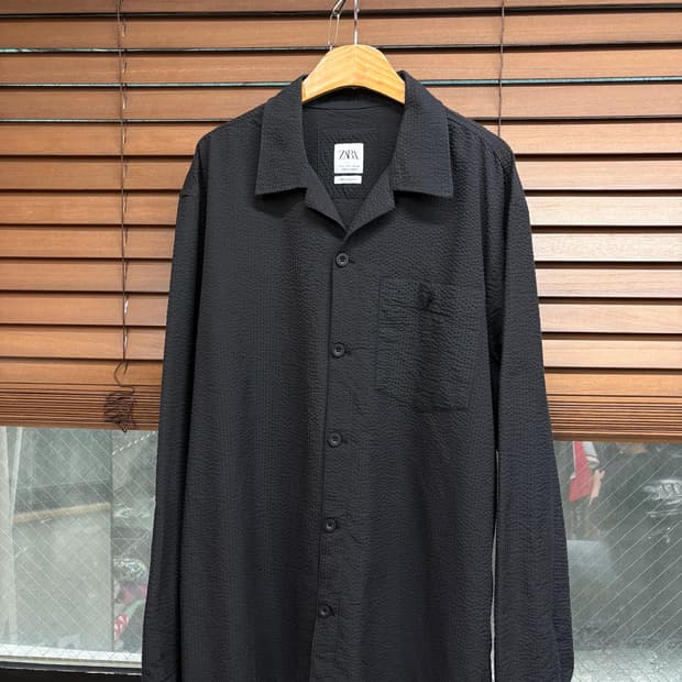 ZARA 릴렉스드 핏 텍스처 오픈카라 셔츠