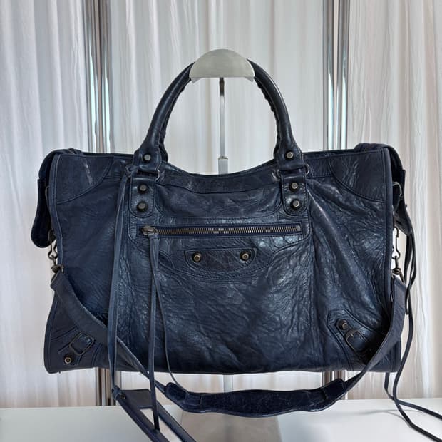 발렌시아가 시티 모터백 다크네이비