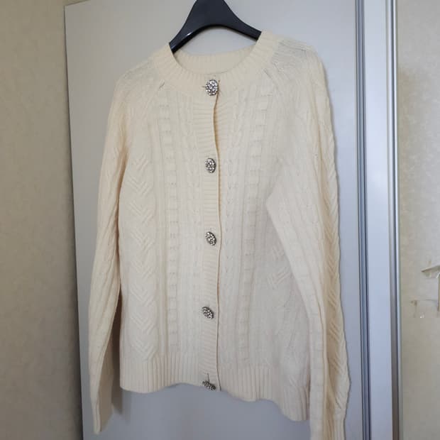 까사렐 메리노 울 아이보리 가디건