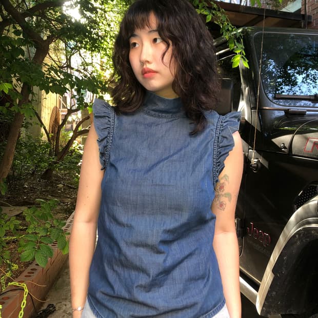 Gap sleeveless