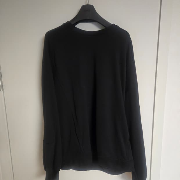 준지 블랙 맨투맨 l