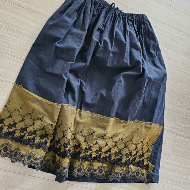 꼼데가르송 트리콧 스커트