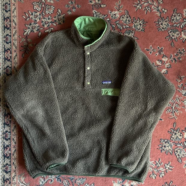 파타고니아 신칠라 리버시블 글레세이드 